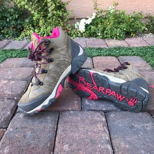 Ladies Corsica Hiking Books by BearPaw